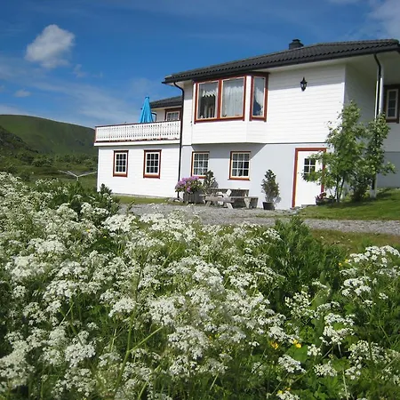 公寓 Milas House Two Fredvang